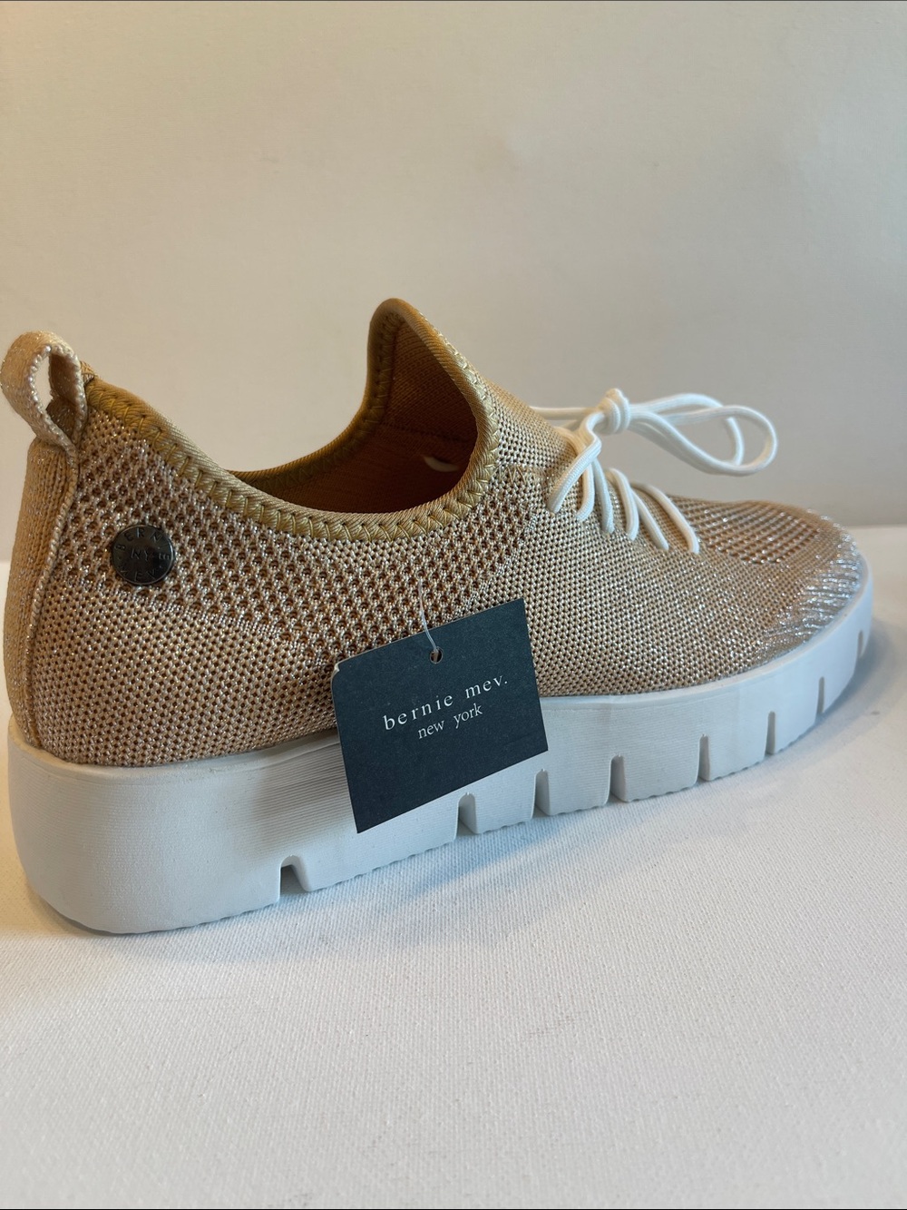 NIB BERNIE MEV NEW YORK CARA SLIP ON MEMORY FOAM SNEAKER CHAMPAGNE SHIMMER - Picture 12 of 13